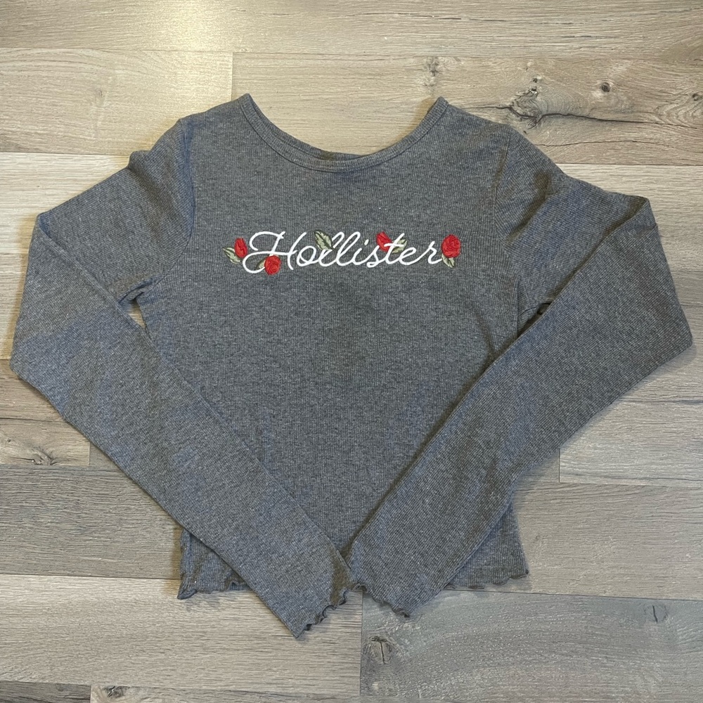 Hollister Gray Ribbed Long Sleeve Top with Red Rose Embroidery